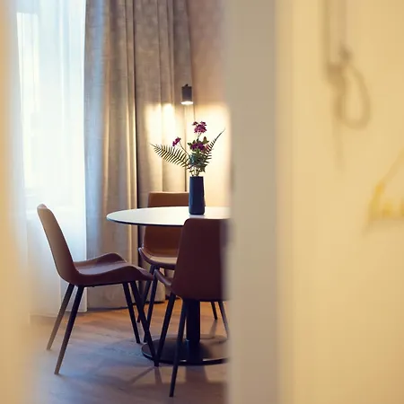 Apartman Leonart Living 24