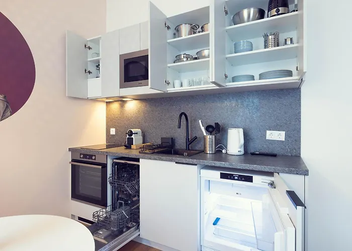 Leonart Living 24 公寓